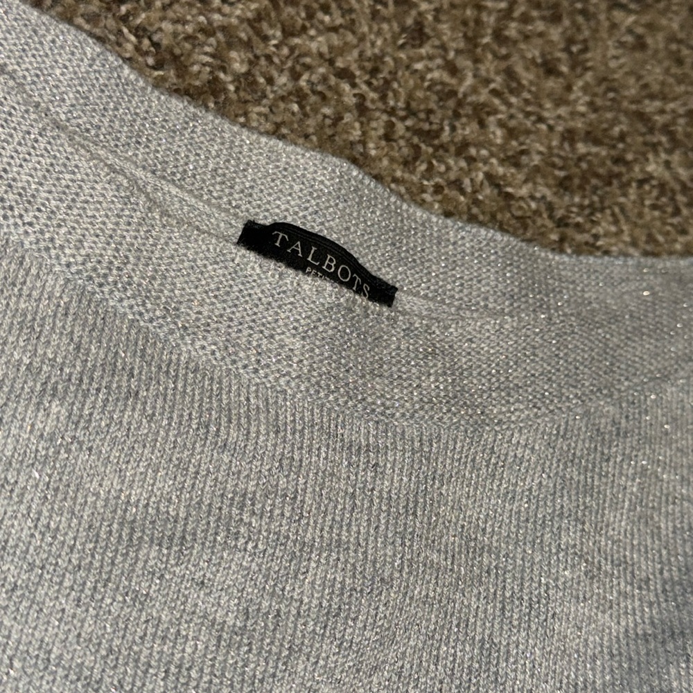 Talbots silver sparkly sweater (XL Petite) w/long sleeves & rounded hem (EUC!)